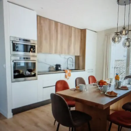 Superb 3 Bedrooms On Floor With Terrace