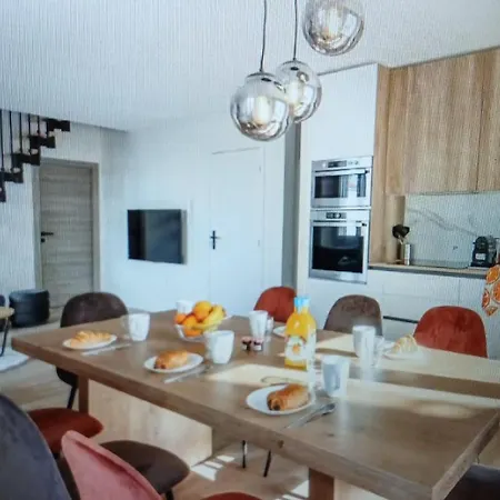 Lejlighed Superb 3 Bedrooms On Floor With Terrace